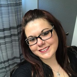 Meet your Posher, Shea